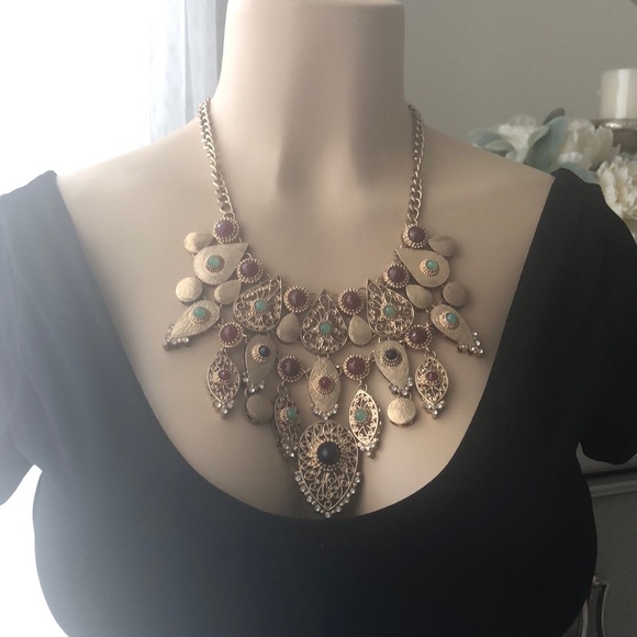 bebe Jewelry - Bebe Jeweled Statement Piece Necklace